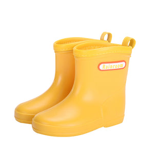 girls yellow rain shoes